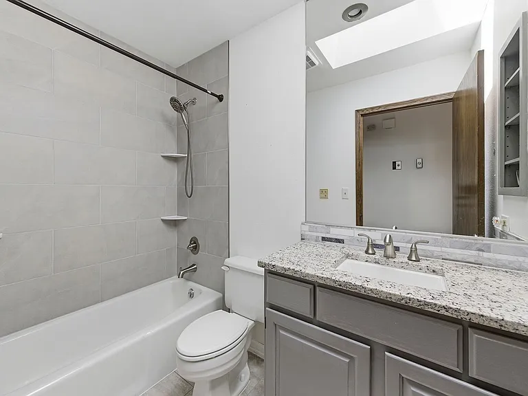 2701 Stover St #G17 — Photo 12