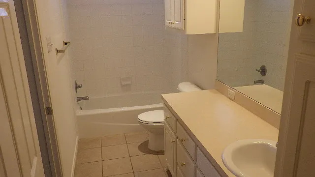 5706 Grinnell St #A — Photo 6