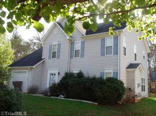 16 Zelkova Ct, Browns Summit, NC 27214