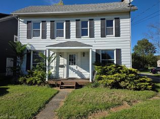 489 Columbia St, Leetonia, OH 44431