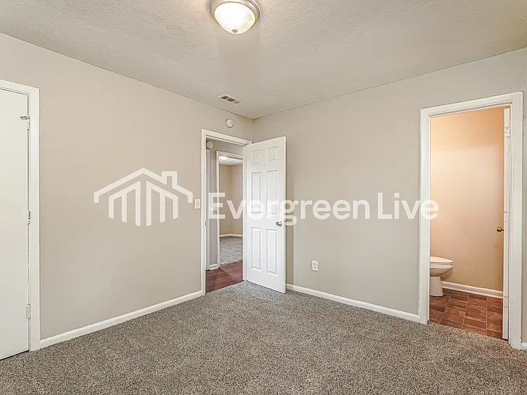 3406 Chadbourne St — Photo 7