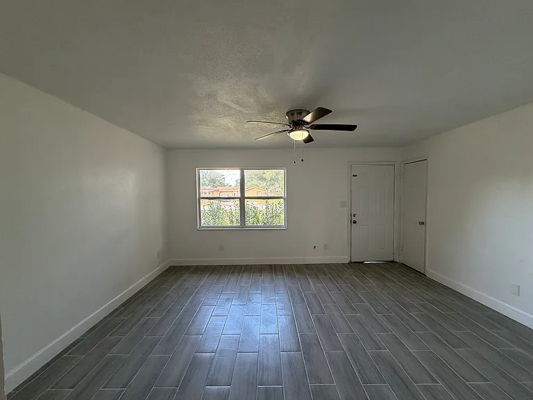 564 N Wayman St #564 — Photo 12