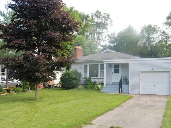 8111 Maple Ave, Gary, IN 46403