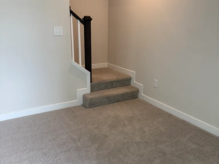 116 Ryker Rd W — Photo 25