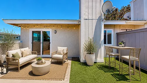 1872 Monrovia Ave #A8 Photo 1 1872 Monrovia Ave #A8 Photo 1