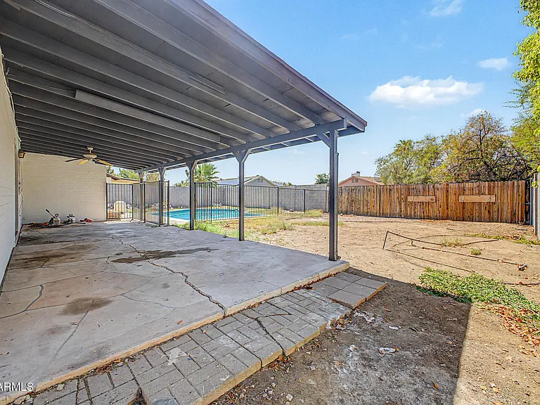 4047 W Sweetwater Ave — Photo 13