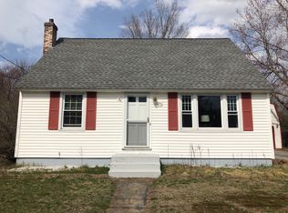 341 Greeley St, Manchester, NH 03102