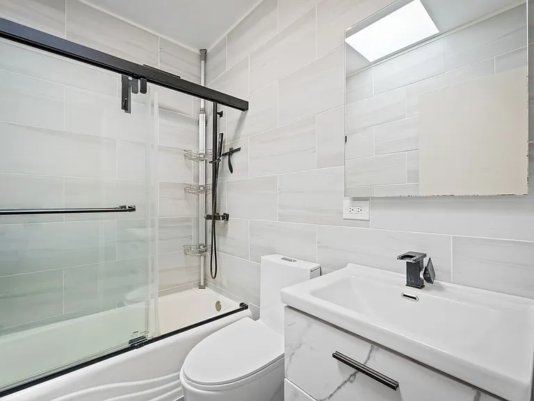 771 Akumu St — Photo 11
