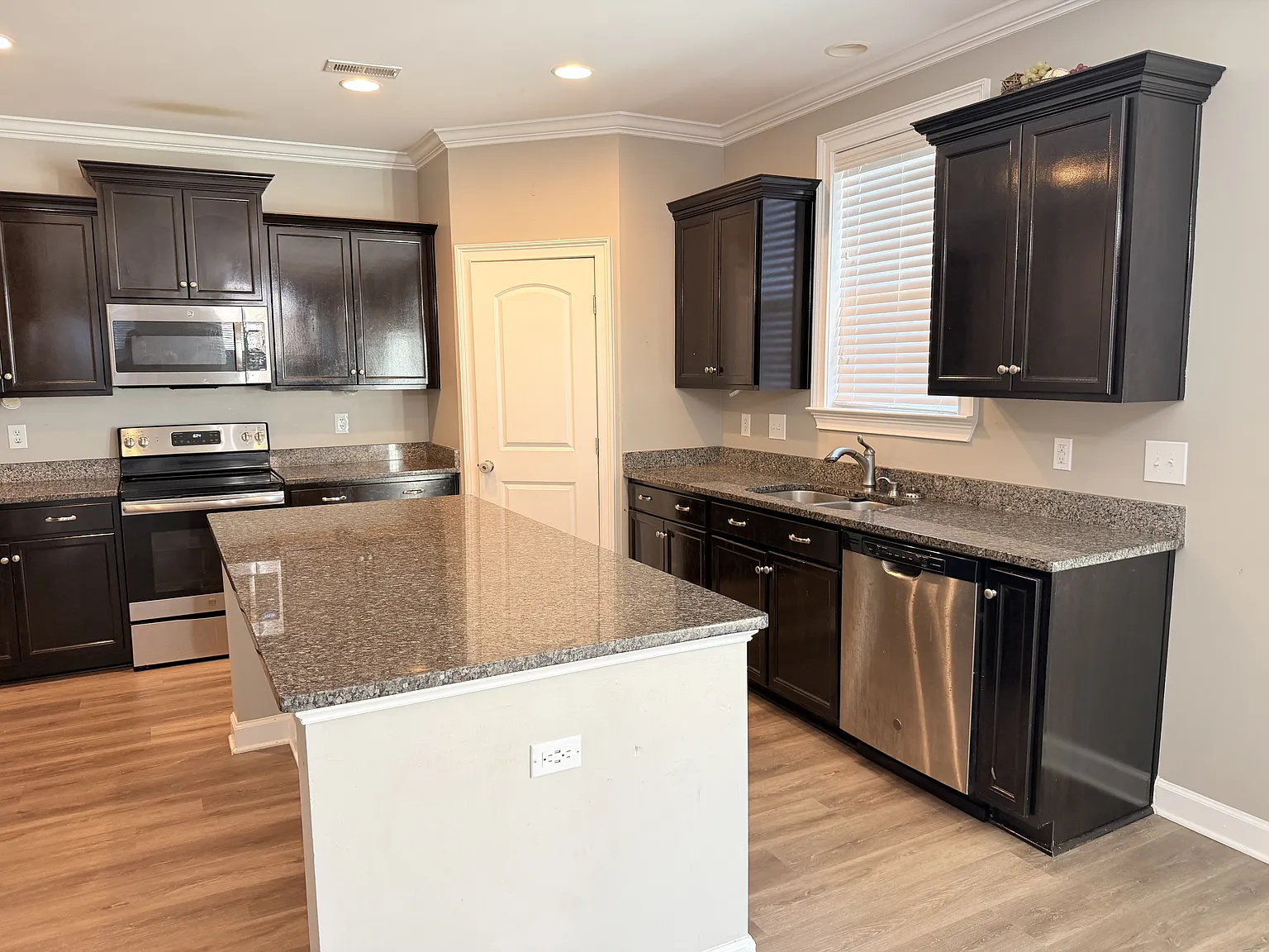 29873 Copper Run Drive - 1 — Photo 2