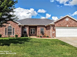 1906 SW Aspen St, Bentonville, AR 72713