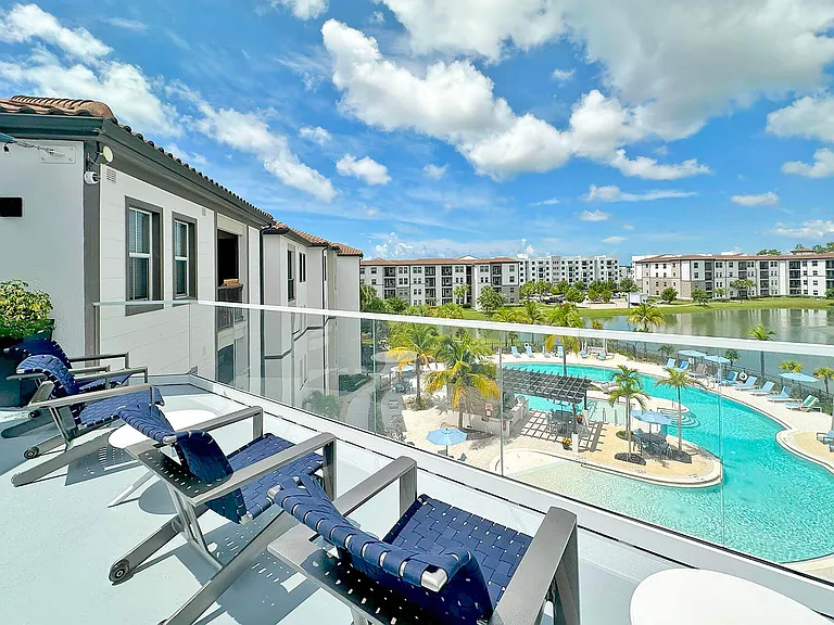 Legacy Naples Apartments — Photo 35