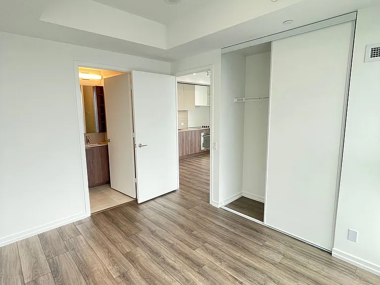 1000 Portage Pkwy #3111 — Photo 7