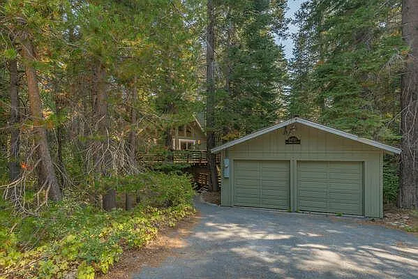 Building Photo - 6450 McKinney Creek Rd