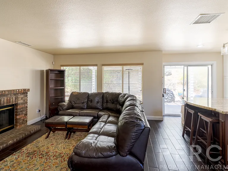 3770 Dunbarton Way — Photo 6