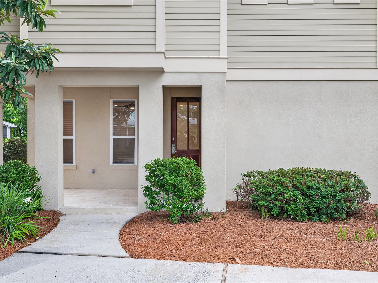 3 bed, 2265 sqft, $4,800 — Photo 3