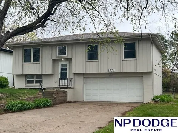 1723 N 105th St, Omaha, NE 68114