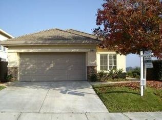 25681 Wisteria Ct, Salinas, CA 93908
