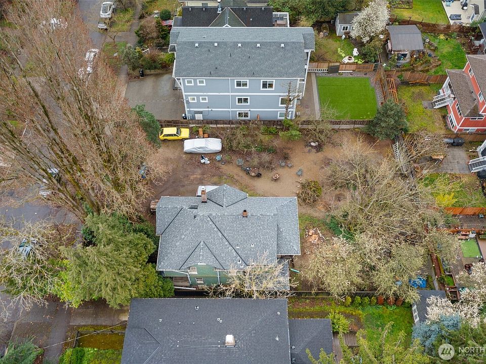 1st image of 333 17th Avenue