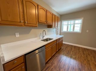 227 Holland St #1R, Somerville, MA 02144
