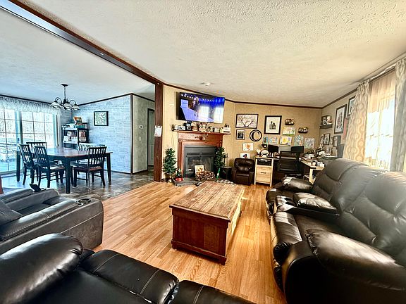 2nd image of 347 Cold Springs Rd