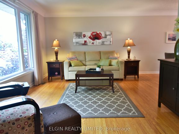 5th image of 15 Steele St