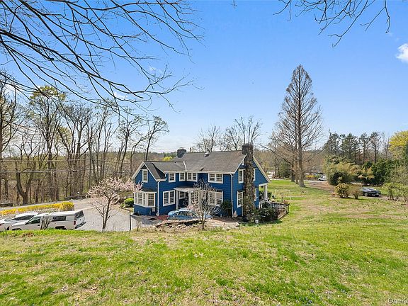 2nd image of 75 Chappaqua Road