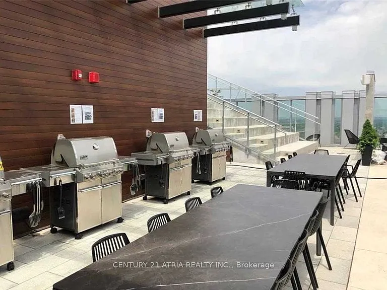 1 Yorkville Ave #2201 — Photo 15