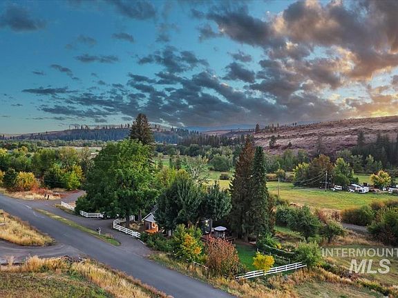 2nd image of 2651 Fruitvale Glendale Rd