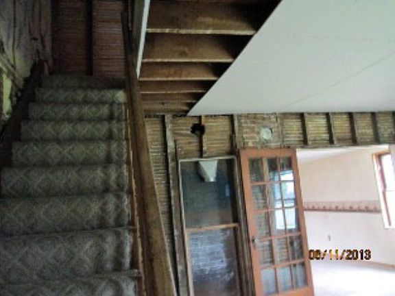 3rd image of 5381 Bucyrus St