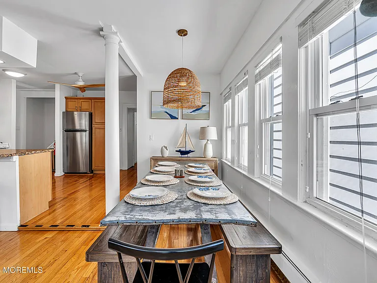 226 Sylvania Ave — Photo 3