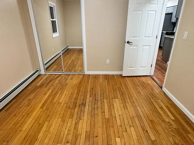 2 Westminster Ln #2 — Photo 3