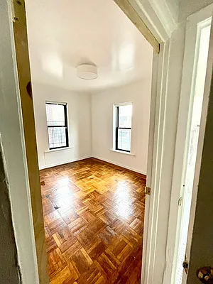 Rented by Pear NYC LLC | media 14