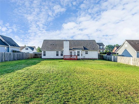 5th image of 172 Walden Green Dr