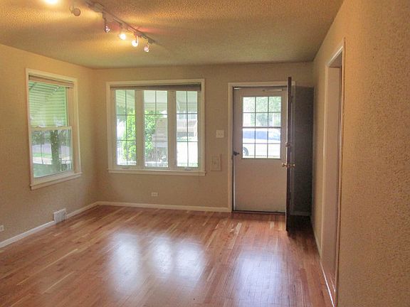 2nd image of 1517 N 32nd Ave