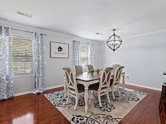 4th image of 64 Highway 521