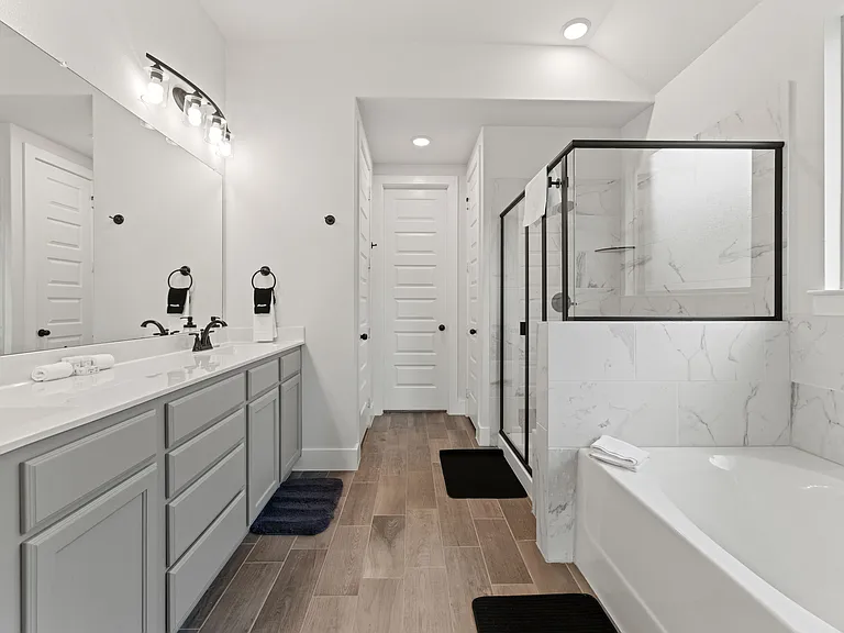 801 Lake Cove Dr — Photo 25