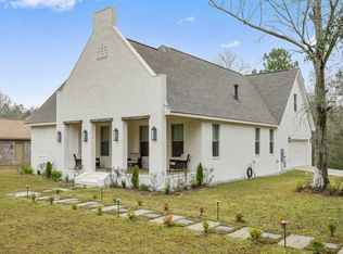 25462 Dogwood Way, Pass Christian, MS 39571