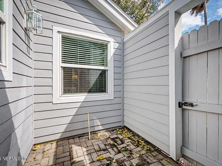 821 Tournament Rd — Photo 32