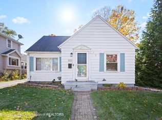 520 Riley St, Lansing, MI 48910