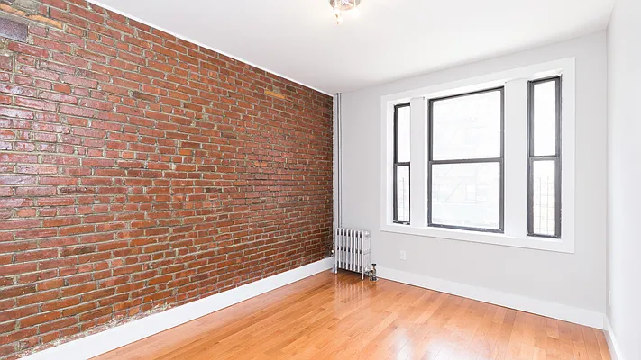 Rented by Nooklyn NYC LLC | media 33