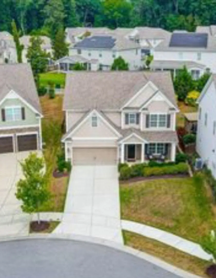 Beautiful home in Cox Mill Scool district — Photo 2