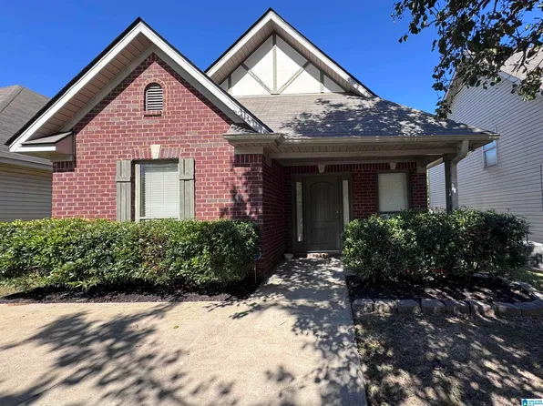 3166 Pine Creek Loop, Bessemer, AL 35022