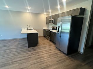 270 W 3rd St #1, Winona, MN 55987