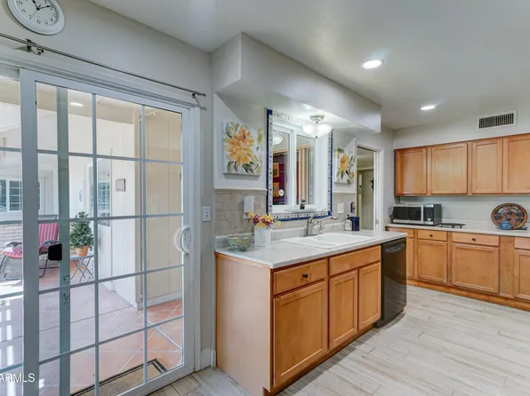 10256 N 105th Drive, Sun City, AZ 85351