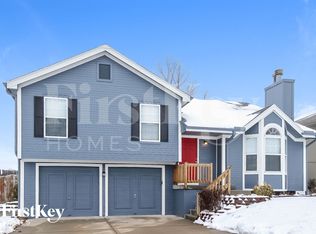 8424 NE 107th Ter, Kansas City, MO 64157