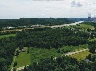 7466 Winfield Rd, Winfield, WV 25213