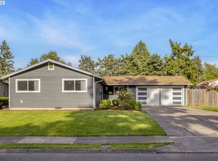 6570 SW Cherryhill Dr, Beaverton, OR 97008