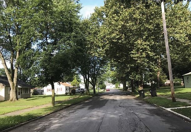 2nd image of 1210 Roosevelt Dr