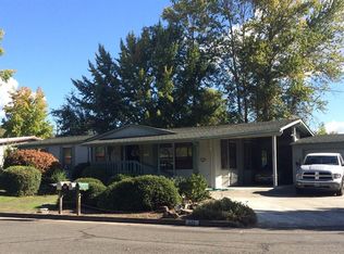 401 Bayard Dr, Grants Pass, OR 97527