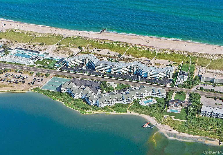250 Dune Rd #120 — Photo 2
